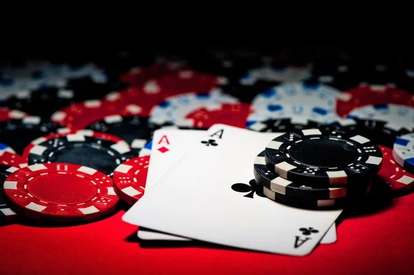 Capsa Banting card arrangement on bos5000 slot live table